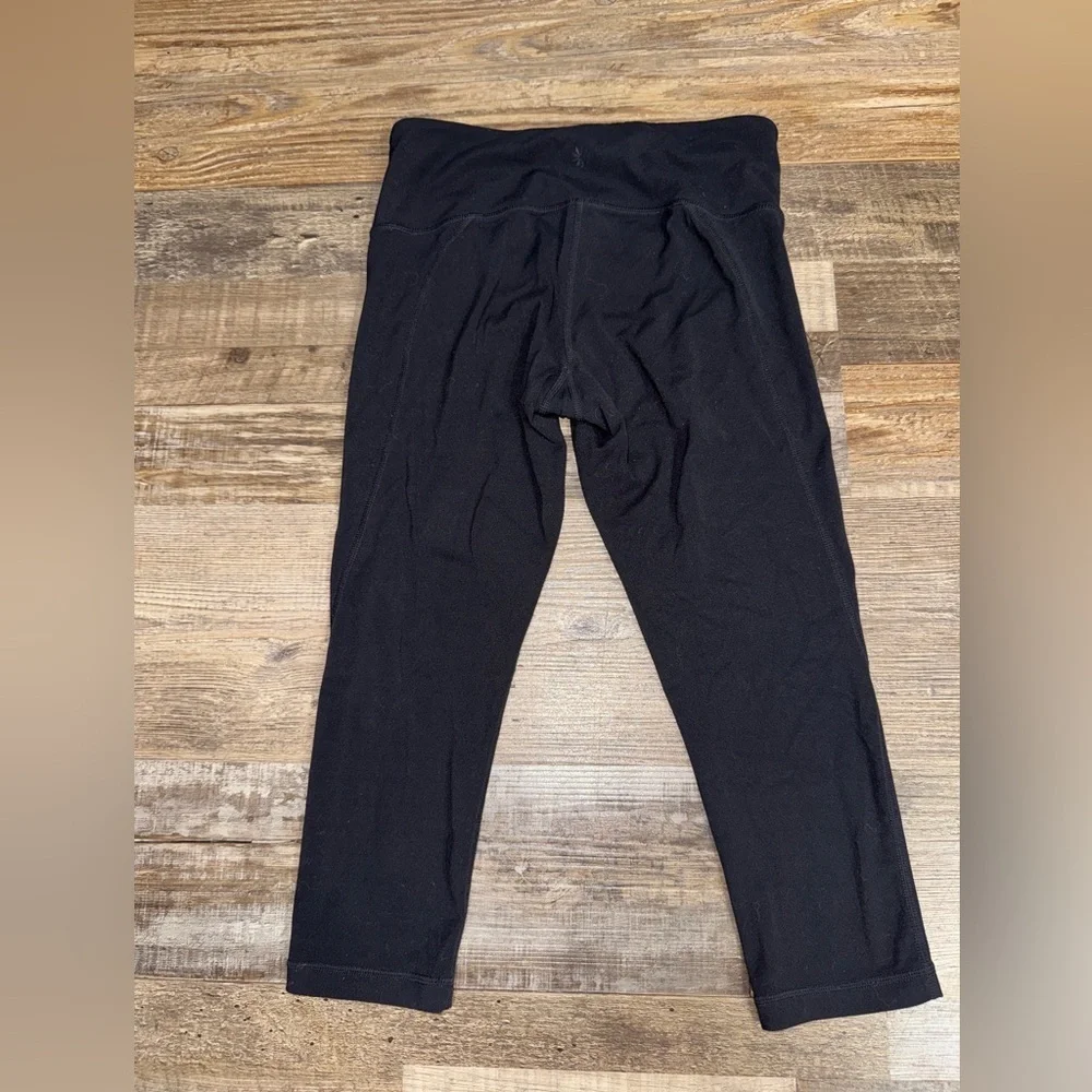 Athleta High Rise Capri Leggings Black Athletic Yoga Pants XSP Petite